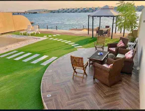 Luxury Sea Front Villa Durrat Al Bahrain with Pool - Image 2