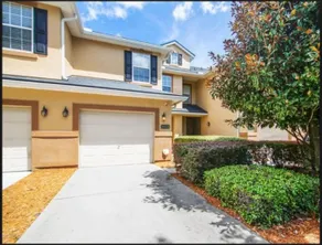 Tranquil Haven: Serene Retreat in Gated Community - Image 2