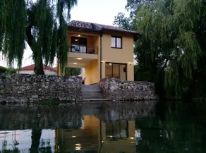 River House Buna - Image 3