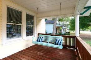 The Cottage on Hazel - Image 5