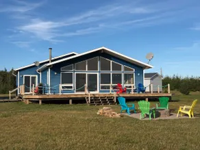 Stunning Oceanfront PEI Cottage - Image 3
