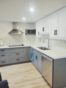100% Private 1-Bdrm+Fireplace. Quiet+comfortable. - Image 4