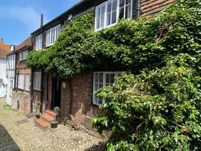 Oak House - Image 2