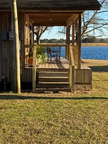 Cozy Lake House with Amazing Views Close to Hooks Marina - Image 4
