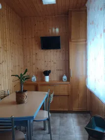 Small house next to the beach - Image 2