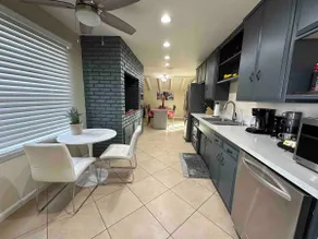 Entire 3BR home near Disneyland & Beaches - Image 5
