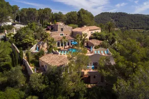 Sitges Hill Retreats-Masia Nur 22 bedrooms divided over 9 houses for max 44 guests - Image 5