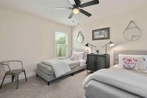 Ol Army Escape - Modern 4BR 3BA Home - Image 2