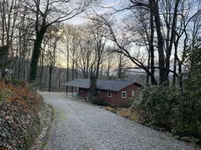 Cozy Vintage Cabin w/ amazing view - NE GA/Clayton - Image 2