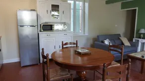Cozy old farmhouse - Image 3
