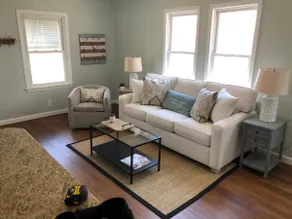 Promise Land Bungalow-Cute, Cozy & Convenient - Image 2