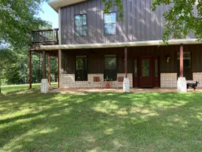 Lake Palestine area. Perfect for families. - Image 2