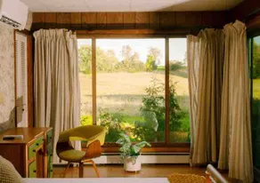 The Groovy Lake House - Image 4