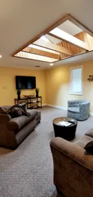 Bright and cozy 2 bedroom apartment in South Hills - Image 3