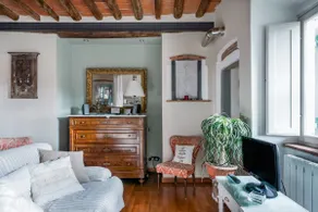 Explore Tuscany from a Chic 16th Century Apartment - Image 2