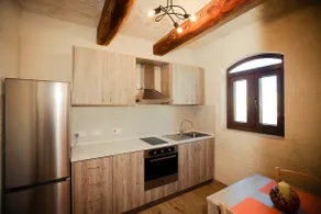 SOLEIL Studio Apartment Breakfast Included - Image 3