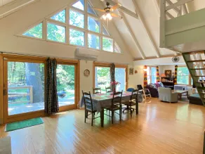 Secluded Chalet on Fishing Creek-Mins to Camelbk - Image 2