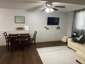 Modern & Cozy - Quiet Neighborhood + Coffee - Image 3