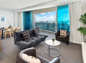 Level 45/2 Br/6p/1 parking/ocean view/pool/beach - Image 4