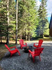 Evergreen Lodge - Rangeley cabin with 3 bedrooms and loft in prime location. - Image 3