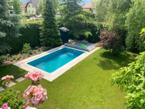 Spacious villa with an outdoor pool in Černošice - Image 2