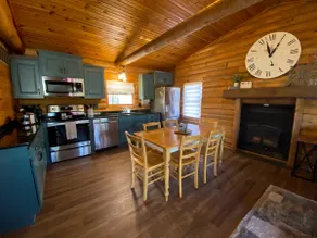 Cozy Log Cabin on Table Rock Lake - The Timbers Cabin #8 - Image 3