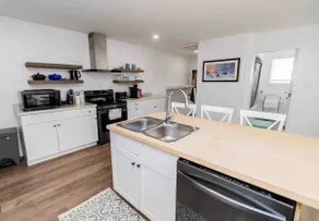 The Apartment - 8km from Deer Lake Airport - Image 2