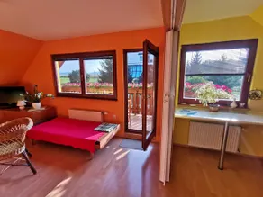 1st floor apartment on the edge of the countryside - Image 4