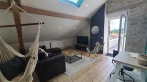 Bright and cozy loft with large terrace - Image 3