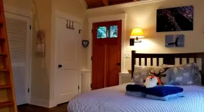 Gatehouse Cottage, San Juan Island, WA - Image 2