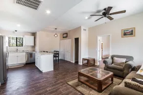 Desert Getaway 2 Bedroom Guest House - Image 2