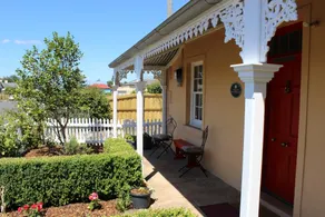 'Bellamona' - Cozy Georgian Cottage - Image 2