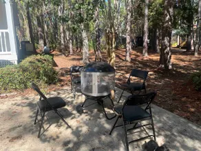 Pet Friendly Tranquil Cottage w/Fire-Pit & Hot-Tub - Image 4