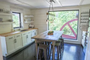 The Mill House at Four Fillies Lodge w/ Hot Tub - Image 5