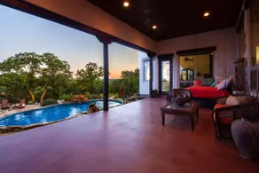 3 Acres, Pool, Views, Kiva Fireplace - Image 4