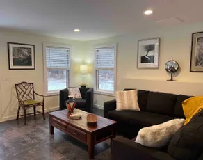 Private new house on 10 acres of pristine nature - Image 2