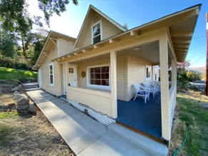 Fort Dalles Farmhouse Inn - Image 2