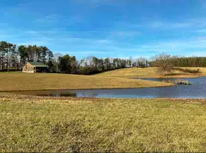 Cabin with private pond. A peaceful escape - Image 2