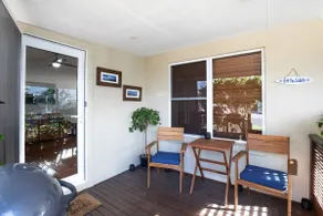 The Sands 164, cosy, relaxing hideaway by the sea - Image 5