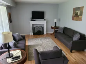 Game Room with a 4 Bedroom House - Image 2