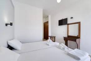 Creta Star Apartments - Image 4