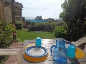Beach, gardens in condominium, apartment - Image 2