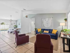 Spacious MIAMI private home with pool and parking. - Image 3