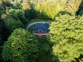 Secluded 3 acre retreat (Hazelside) - Image 2