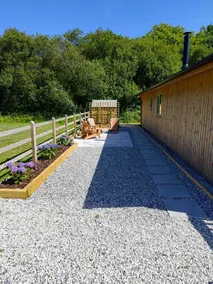Dog & Family friendly lodge with log burner - Image 3