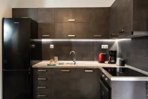 F & B Collection - Apartment for 6 - Image 3