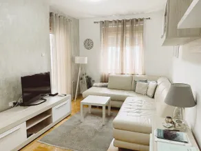 Apartment Aurora - Image 2