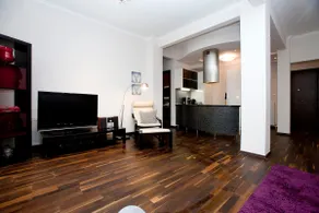 Downtown Apartment - Image 4