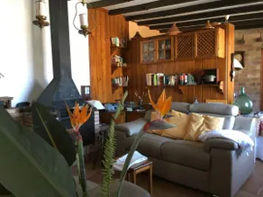 QUIET HOUSE NEAR THE CITY - Image 4