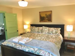 The Shed Guesthouse - Image 4